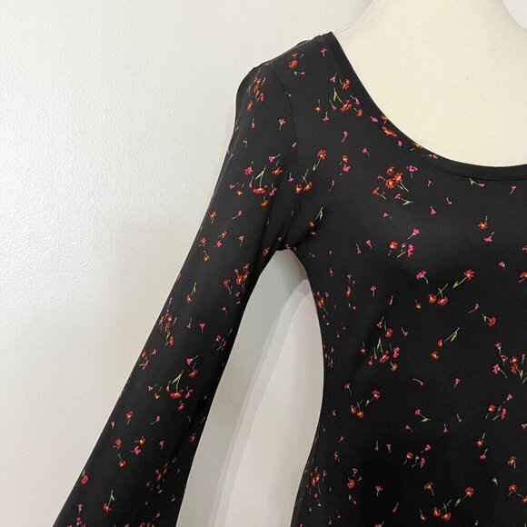 & OTHER STORIES BLACK RED CALICO FLORAL LONG SLEEVE SCOOP NECK MIDI DRESS - 4 - Picture 6 of 11